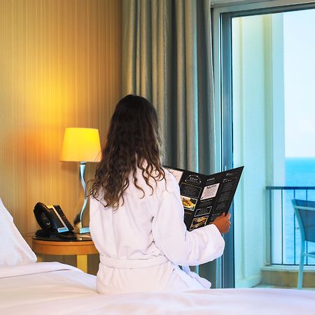 Riviera Hotel And Beach Lounge, Βηρυτός Εξωτερικό φωτογραφία