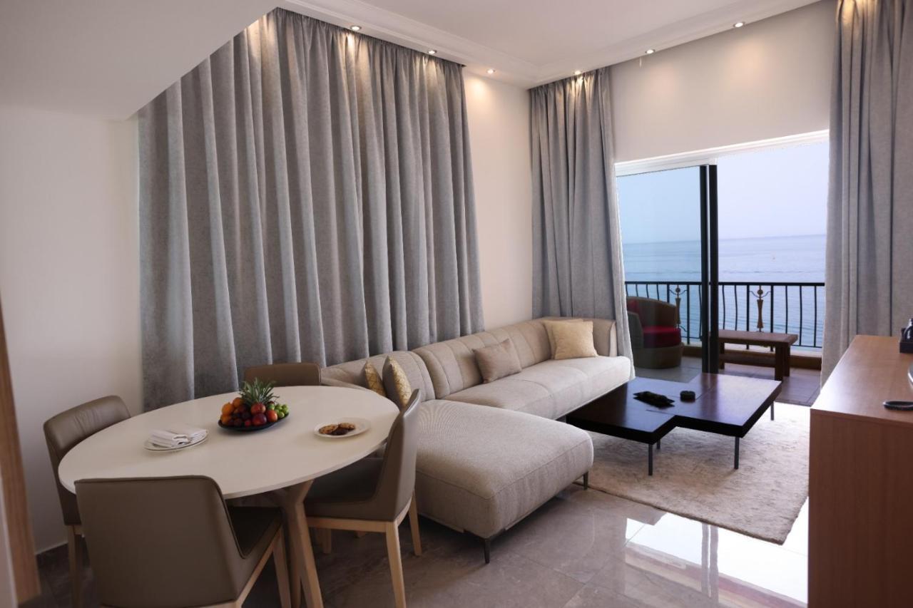 Riviera Hotel And Beach Lounge, Βηρυτός Εξωτερικό φωτογραφία